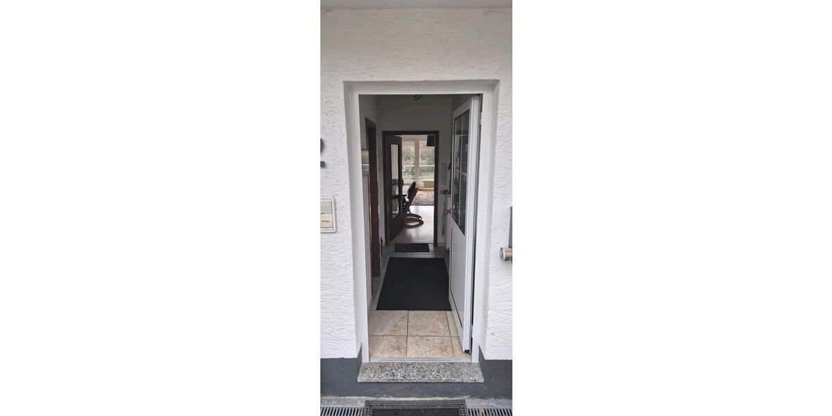 Reihenhaus Remscheid Lüttringhausen - 5 Zimmer, 146 m&sup2;, 420.000&euro; | Angebot:24774545