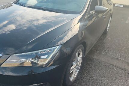 Seat Leon 149.500 km 14.500 &euro; Neuss 41468