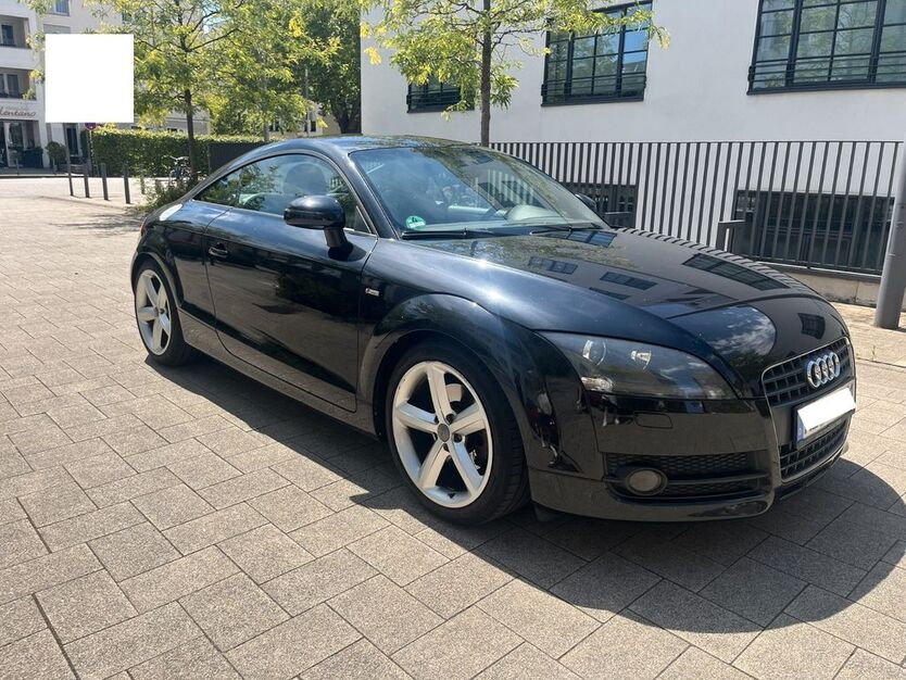 Audi TT 104.000 km 12.699 € Köln 50933