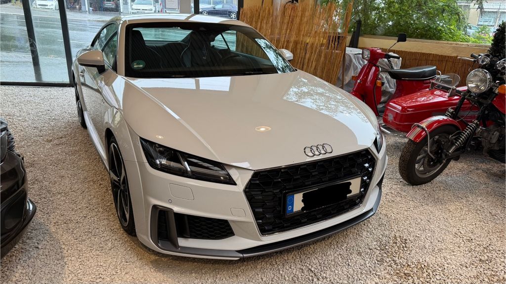Audi TT 108.000 km 24.999 € Wuppertal 42115