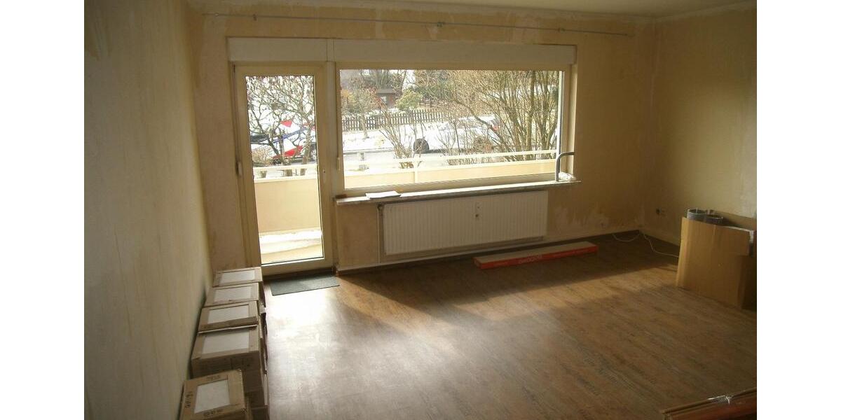 Etagenwohnung Velbert Pöthen - 3 Zimmer, 74 m&sup2;, 548&euro; | Angebot:24774272