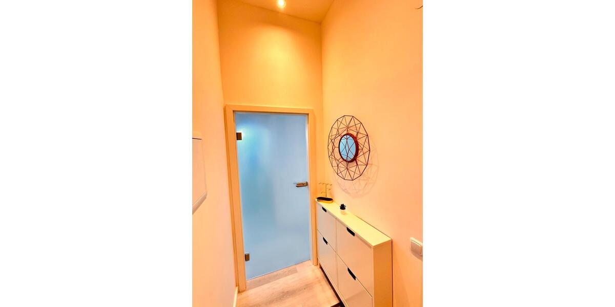 Etagenwohnung Düsseldorf Oberbilk - 2 Zimmer, 34 m&sup2;, 930&euro; | Angebot:24395628