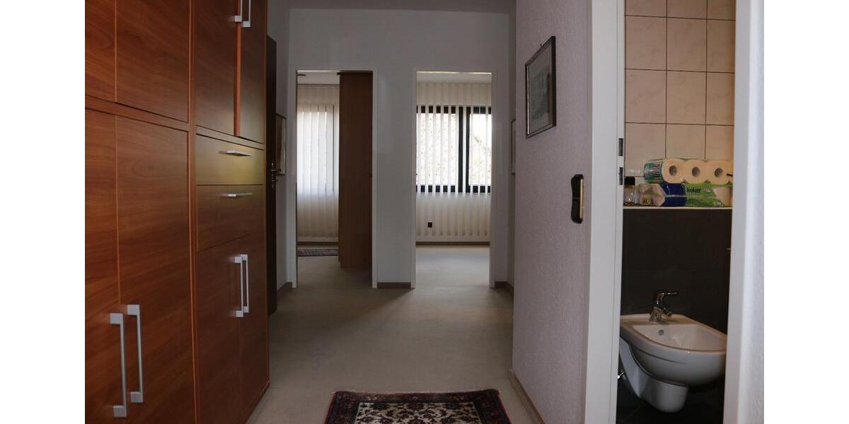 Etagenwohnung Leverkusen Bergisch Neukirchen - 4 Zimmer, 126 m&sup2;, 360.000&euro; | Angebot:23386829