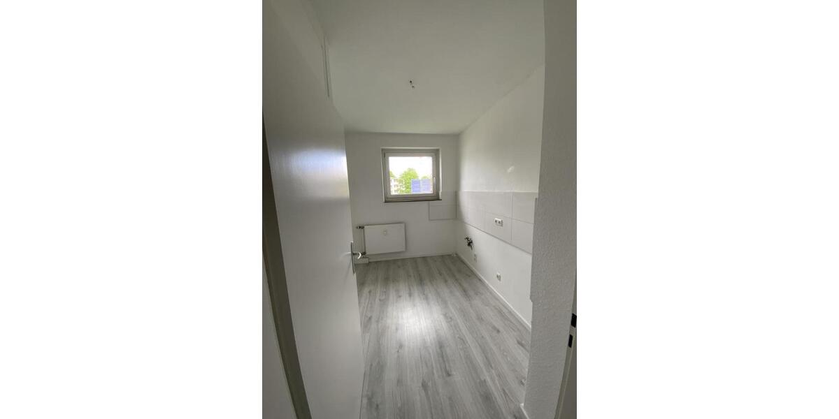 Etagenwohnung Remscheid Lüttringhausen - 3 Zimmer, 65 m&sup2;, 579&euro; | Angebot:26449922