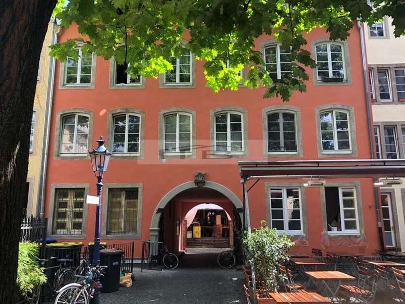 Einzelhandel in Köln 2.020 € 94.72 m²