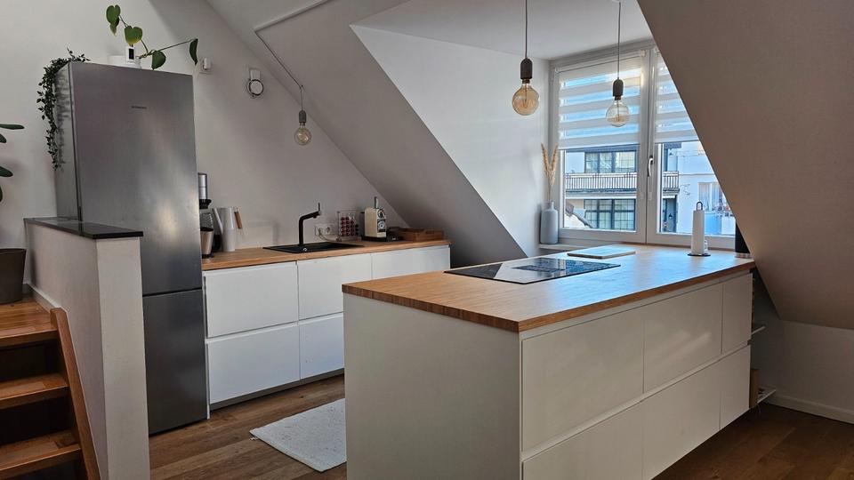 Maisonettenwohnung Düsseldorf Stadtmitte - 4 Zimmer, 110 m&sup2;, 3.190&euro; | Angebot:27605552