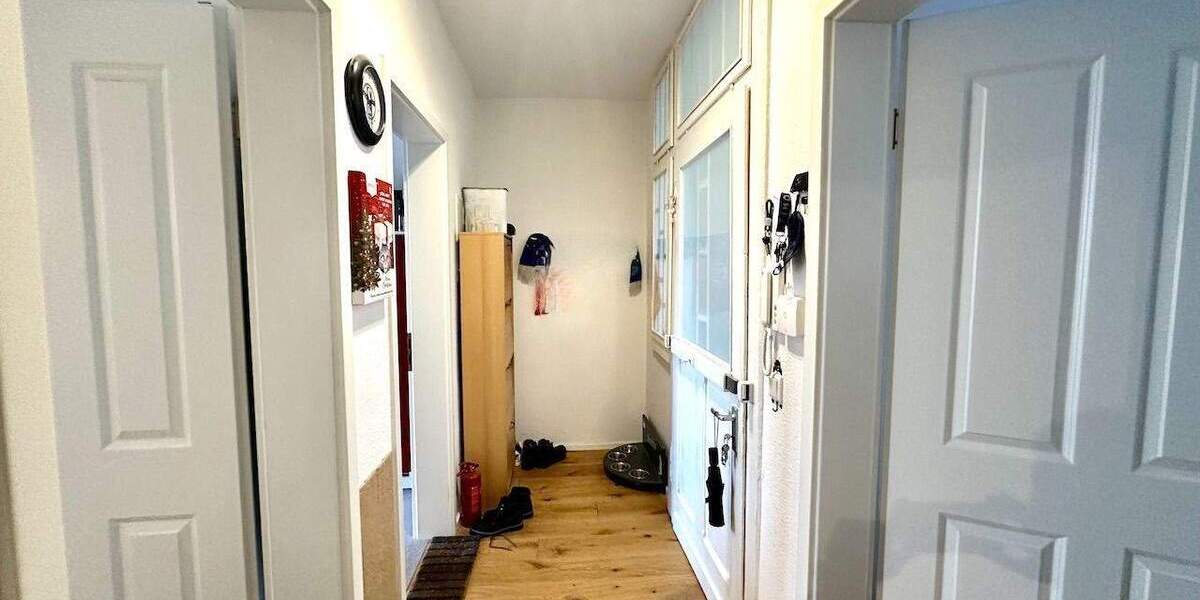 Mehrfamilienhaus, Wohnhaus Düsseldorf Heerdt - 6 Zimmer, 165 m&sup2;, 889.000&euro; | Angebot:24555516