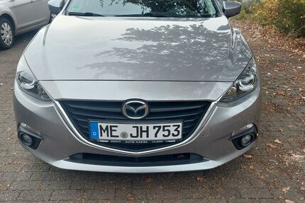 Mazda 3 53.200 km 11.400 € Solingen 42651