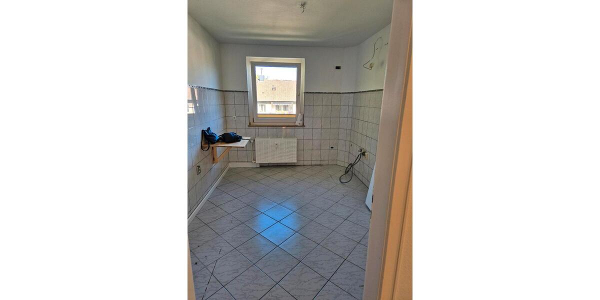 Etagenwohnung Mettmann - 4 Zimmer, 87 m&sup2;, 1.050&euro; | Angebot:27617070