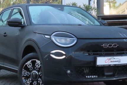 Fiat 600 8.621 km 18.900 &euro; Neuss 41469