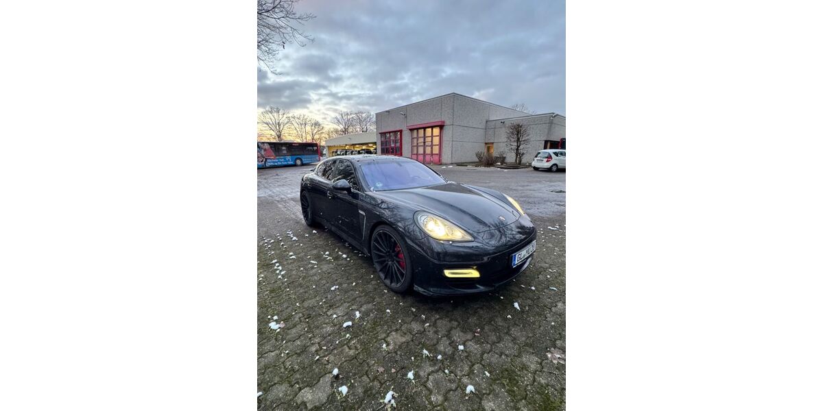Porsche Panamera 180.000 km 22.600 &euro; Bergisch Gladbach 51467