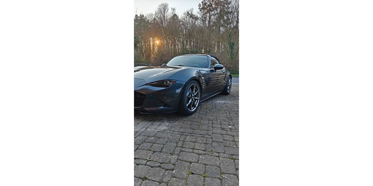 Mazda MX-5 130.000 km 14.985 &euro; Köln 50769