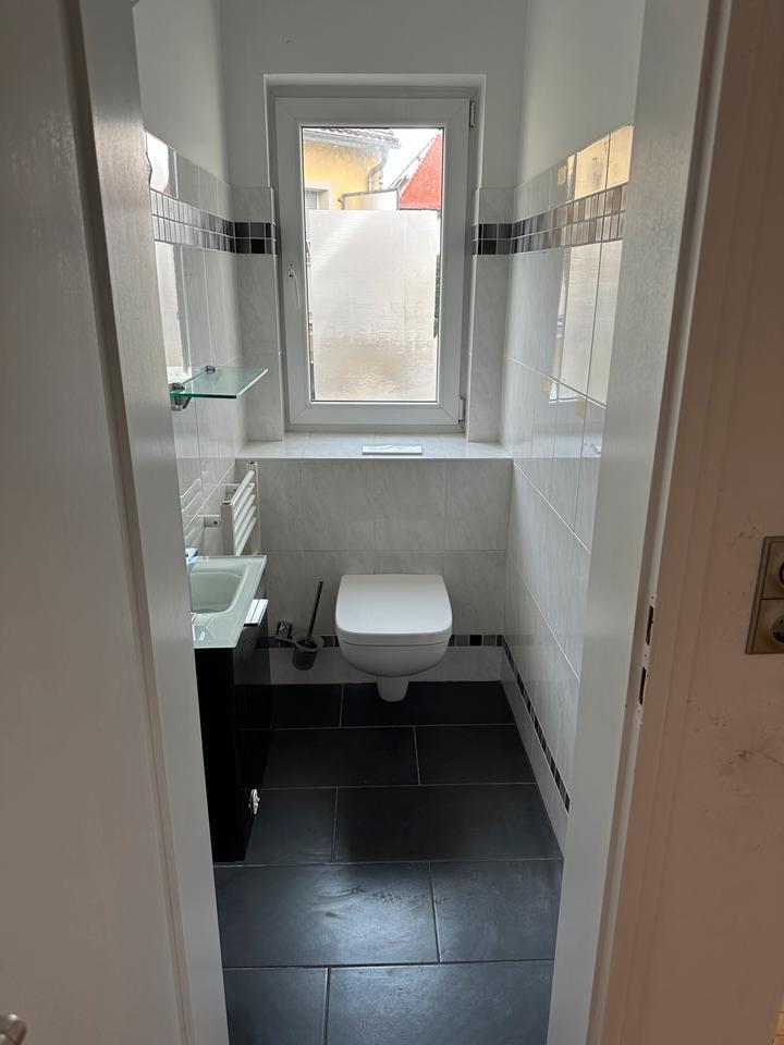 Einfamilienhaus in Frankfurt-Harheim, Garten, Garage - BEFRISTET zimmer