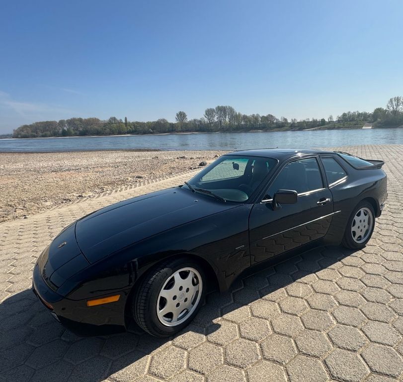 944
