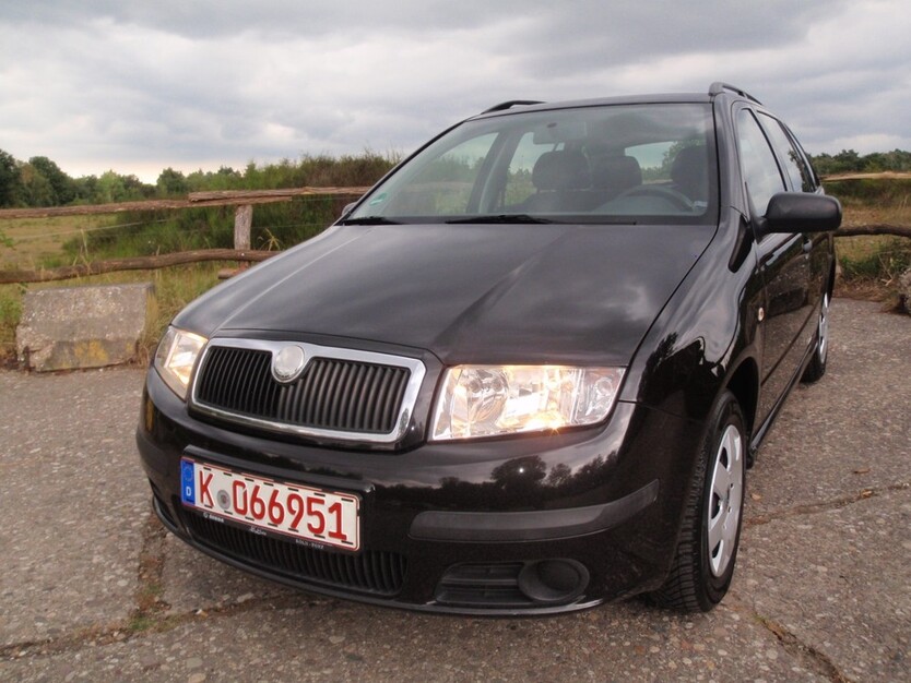 Skoda Fabia Kombi 269.788 km 2.250 € köln 50667