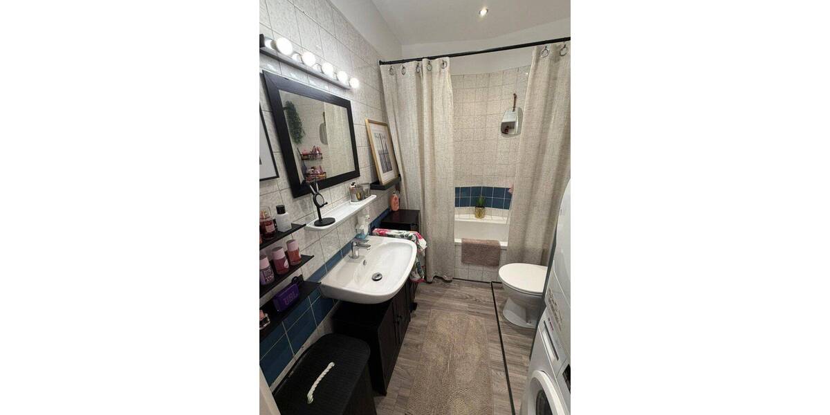 Etagenwohnung Düsseldorf Rath - 2 Zimmer, 41 m&sup2;, 164.000&euro; | Angebot:26919400