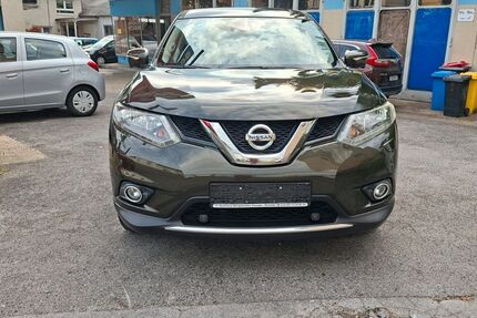Nissan X-Trail 108.890 km 9.990 &euro; Solingen 42719