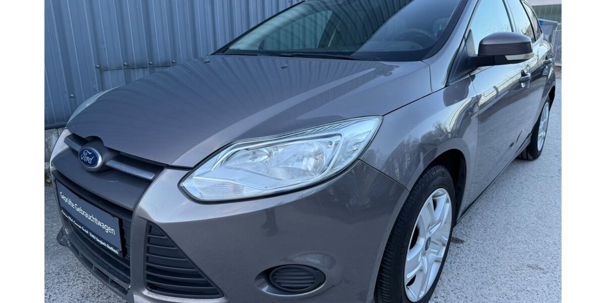 Ford Focus 185.267 km 2.990 &euro; Bergisch Gladbach 51467