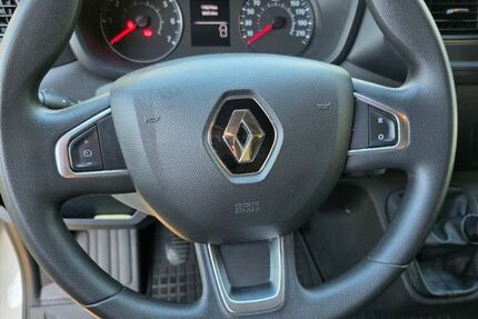 Renault Master 180.000 km 13.900 € Pulheim 50259