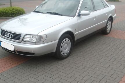 Audi 100