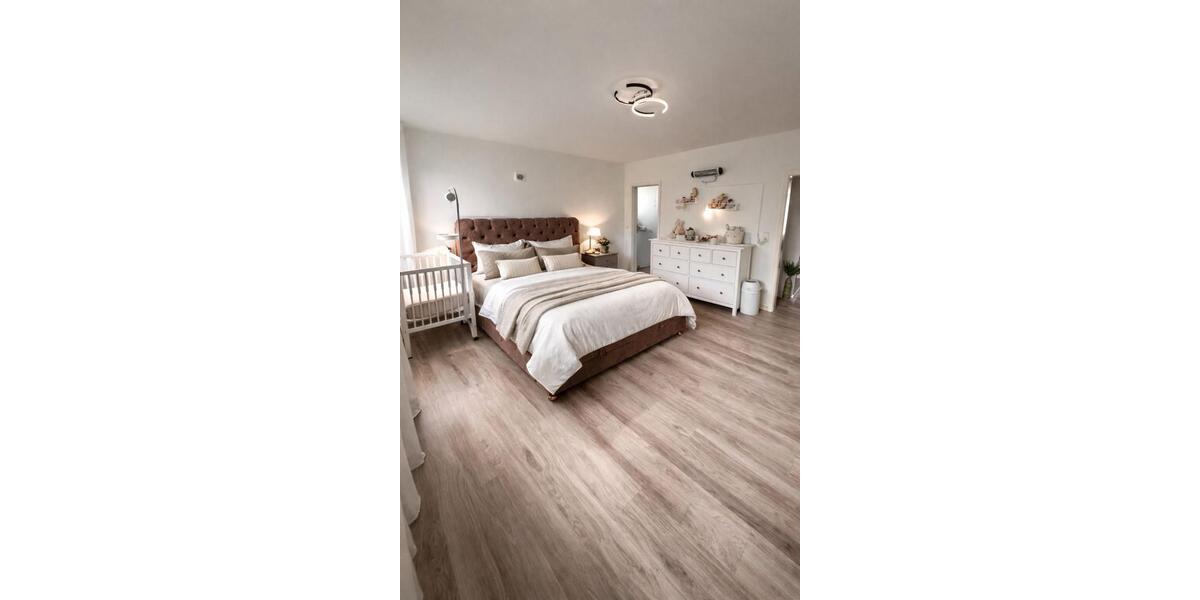 Etagenwohnung Bergisch Gladbach Alt-Frankenforst - 2 Zimmer, 82 m&sup2;, 1.189&euro; | Angebot:25894289