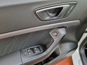 Ateca FR Schiebedach digital Anzeige PDC Kamera