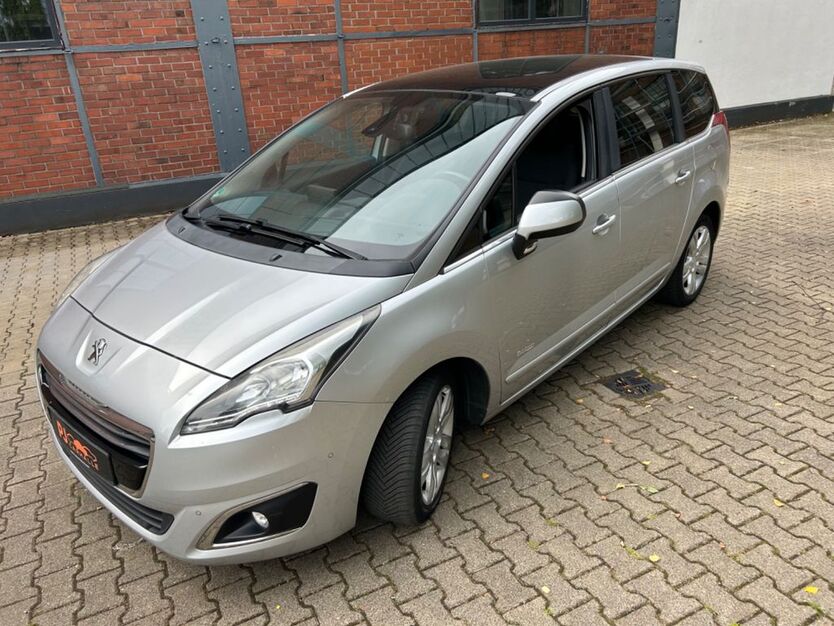 Peugeot 5008 173.000 km 4.321 € köln 51069