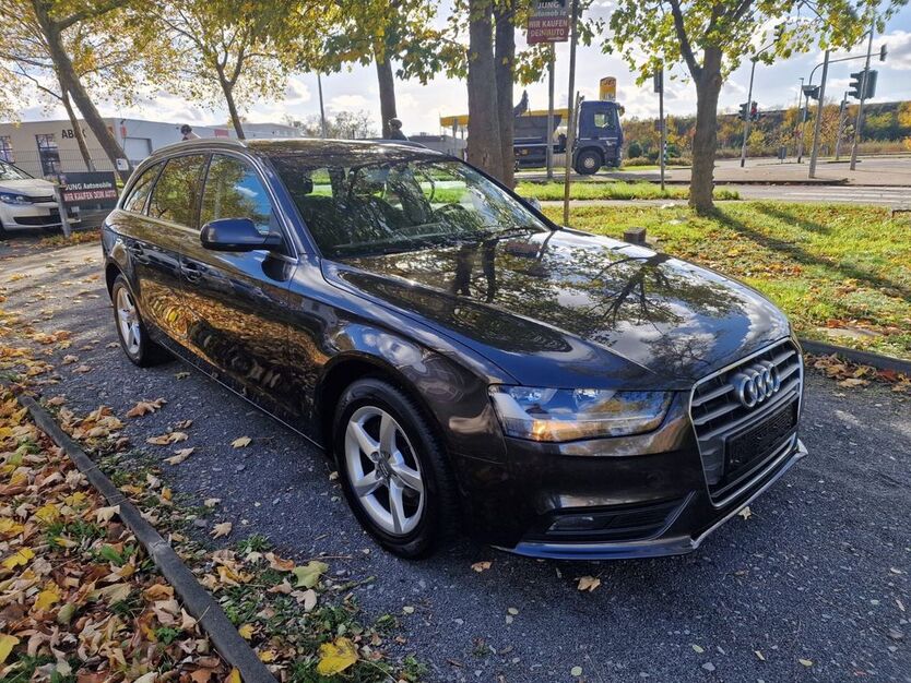Audi A4 220.000 km 5.500 € Köln 51107