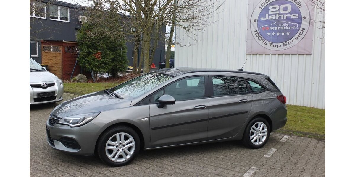 Opel Astra WM26: SPORTS TOURER NAVI 1.HD BLUETOOTH ALLW 125.000 km 8.998 &euro; Köln 50858