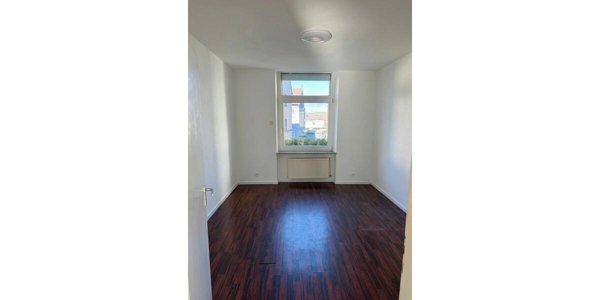 Erdgeschoßwohnung Wuppertal Gemarkung Langerfeld - 4 Zimmer, 121 m&sup2;, 980&euro; | Angebot:24416147