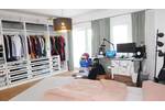 Geräumige 3 Zimmer Wohnung mit EBK, Parkett, 2 Bädern und 2 Balkonen
