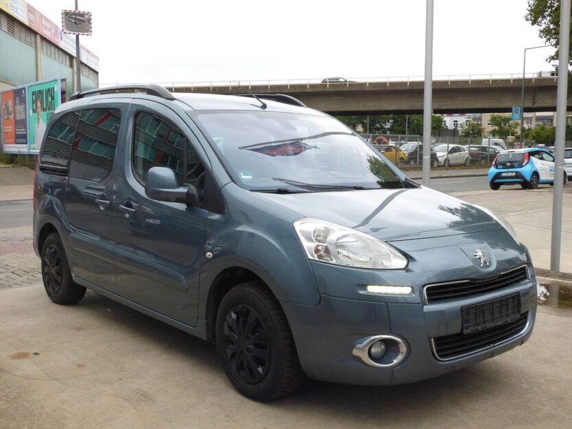 Peugeot Partner 157.000 km 6.900 € Köln 51105