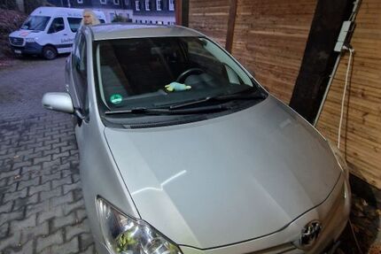 Toyota Auris 77.300 km 6.000 &euro; Ennepetal 58256