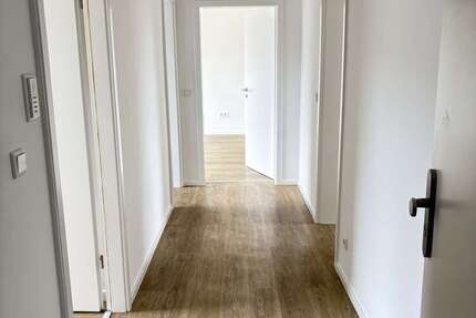 Wohnung zum Mieten in Düsseldorf 844,39 € 63.25 m²