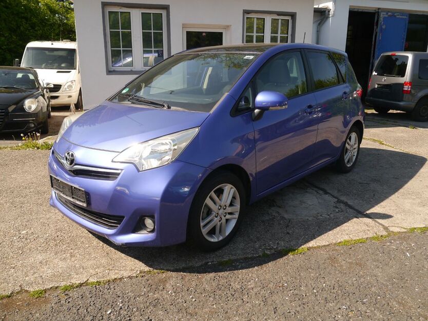 Toyota Verso-S 92.000 km 6.500 € Wuppertal 42329