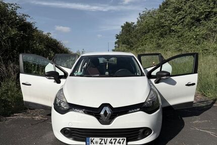 Renault Clio 90.663 km 4.400 &euro; Köln 50767