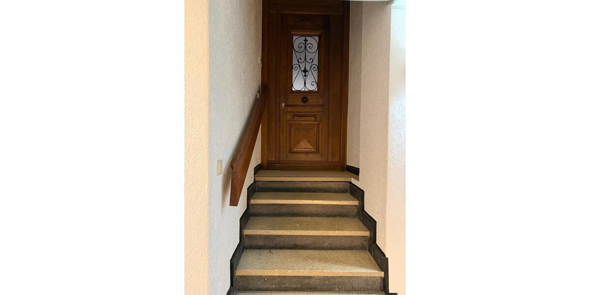 Etagenwohnung Burscheid - 3 Zimmer, 70 m&sup2;, 800&euro; | Angebot:24767082