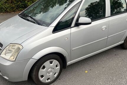 Opel Meriva 120.000 km 1.599 &euro; Düsseldorf 40227