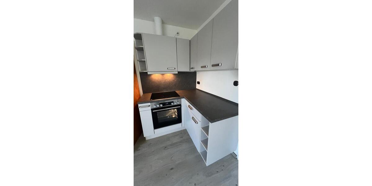 Dachgeschoßwohnung Heiligenhaus - 2 Zimmer, 50 m&sup2;, 450&euro; | Angebot:25882194