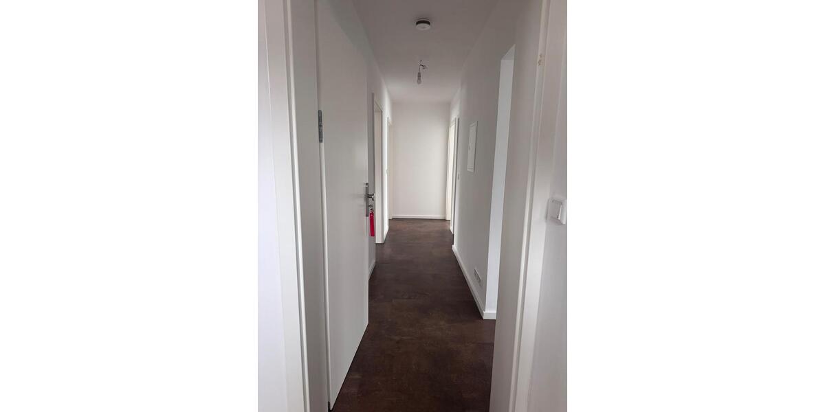 Etagenwohnung Wuppertal Gemarkung Langerfeld - 3 Zimmer, 90 m&sup2;, 1.350&euro; | Angebot:24886164