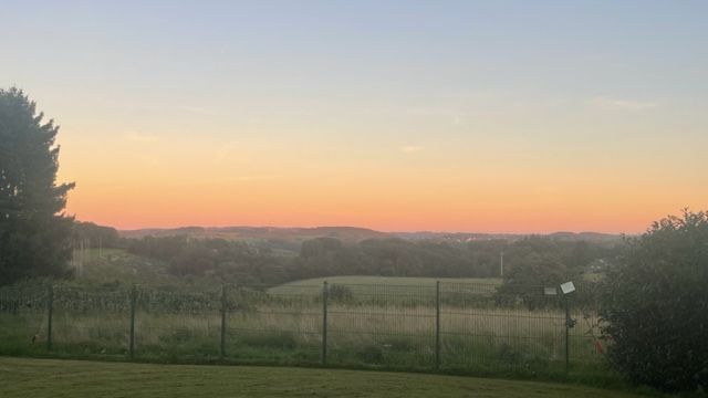 Provisionsfrei* Exklusives weitläufiges Baugrundstück in Höhenlage mit traumhaften Fernblick zimmer