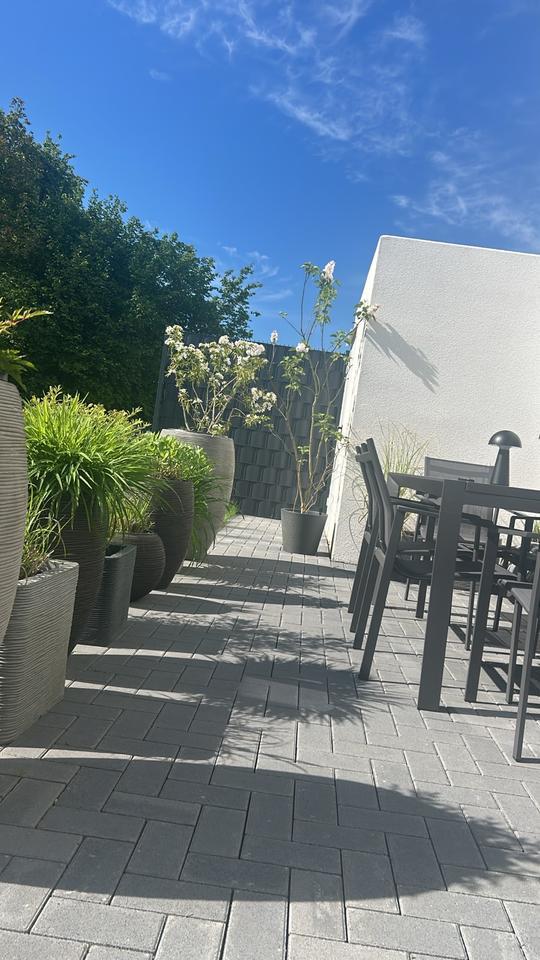 Neubau Reiheneckhaus mit Dachterasse & Garten in Solingen