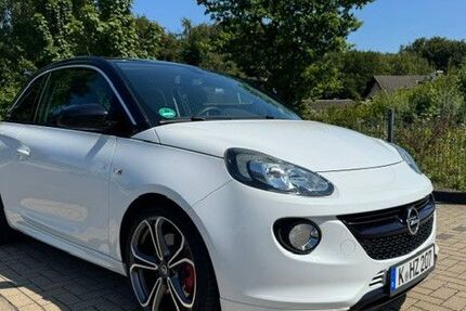 Opel Adam 23.700 km 9.950 &euro; Bergisch Gladbach 51465