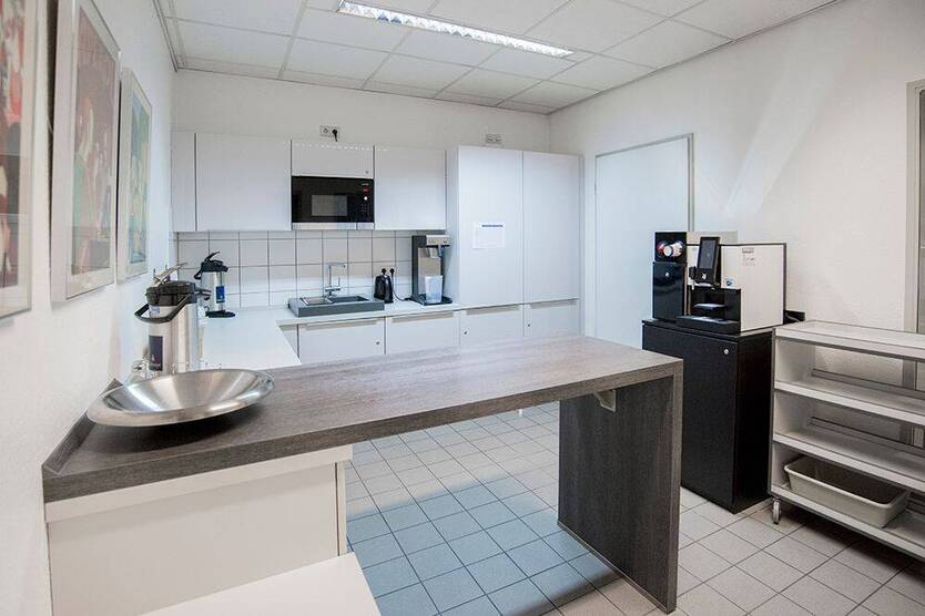 Hochwertiges und voll ausgestattetes Teambüro am Seestern - All-in-Miete