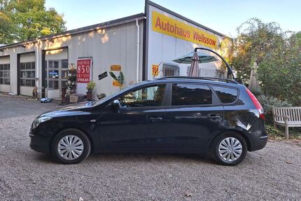 Hyundai i30 218.000 km 2.790 € Köln Porz 51147