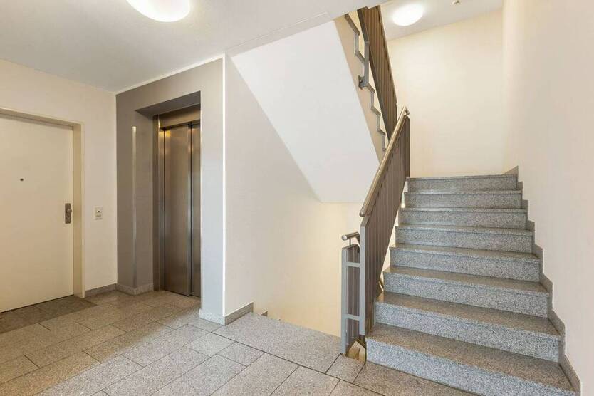 Moderne TraumWohnung mit zwei Gärten und sonniger Terrasse - Wohnen in Bestlage von Pempelfort