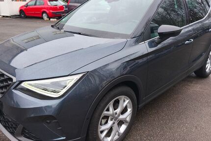 Seat Arona 28.000 km 16.900 &euro; Solingen 42651