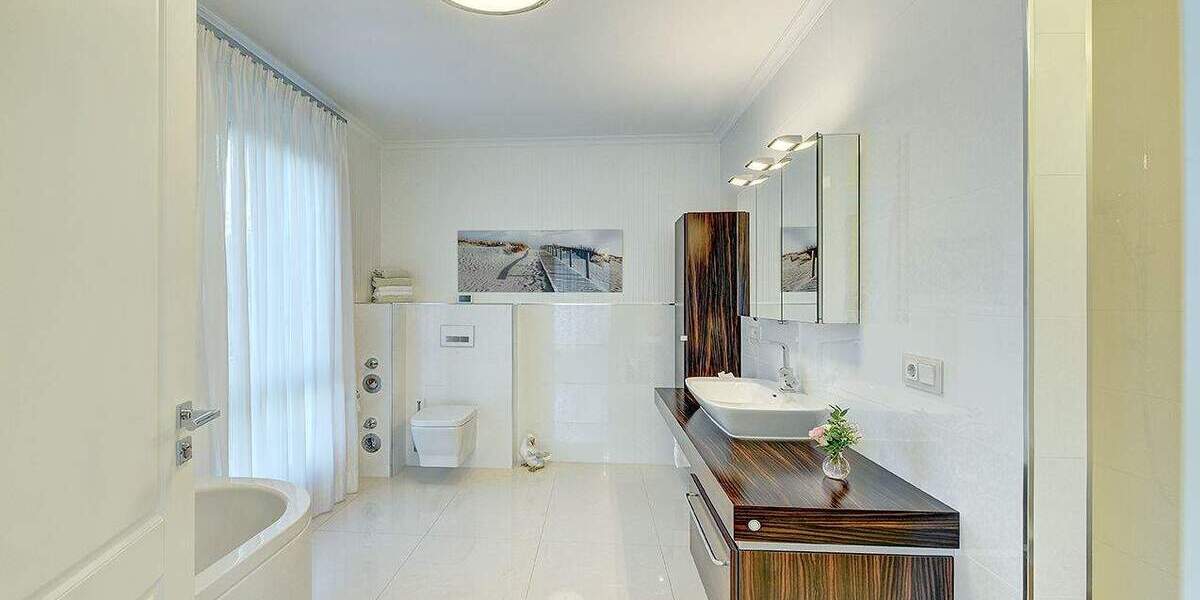 Etagenwohnung Düsseldorf / Himmelgeist Himmelgeist - 5 Zimmer, 195 m&sup2;, 1.090.000&euro; | Angebot:23161916