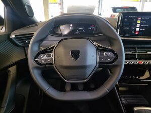 Peugeot 2008 Allure Klimaautom. Alu Allwetter Android Appl 14.715 km 18.980 &euro; HAAN 42781