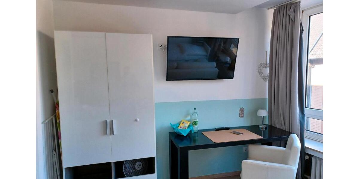 Etagenwohnung Düsseldorf Pempelfort - 1 Zimmer, 20 m&sup2;, 1.250&euro; | Angebot:24791754